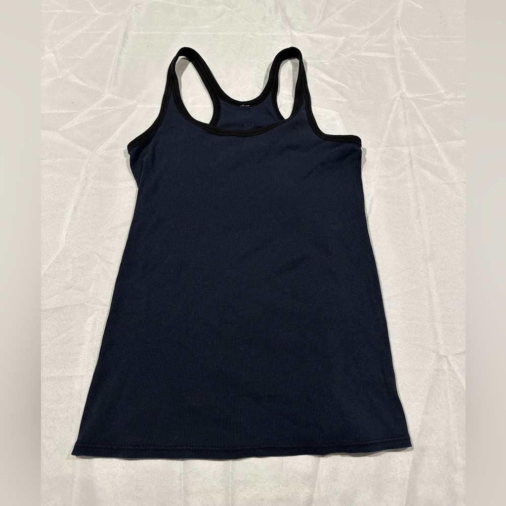 EUC Lululemon Ribbed Y Tank Top blue/black size 4